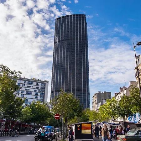 La Librairie Parisienne-convention, Porte De Versailles Paris
